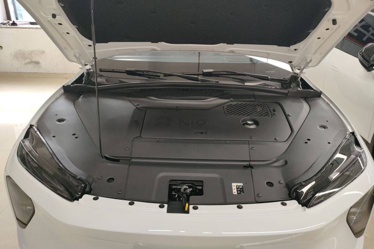 Used Nio ES7 2022 75 kWh Engine Bay