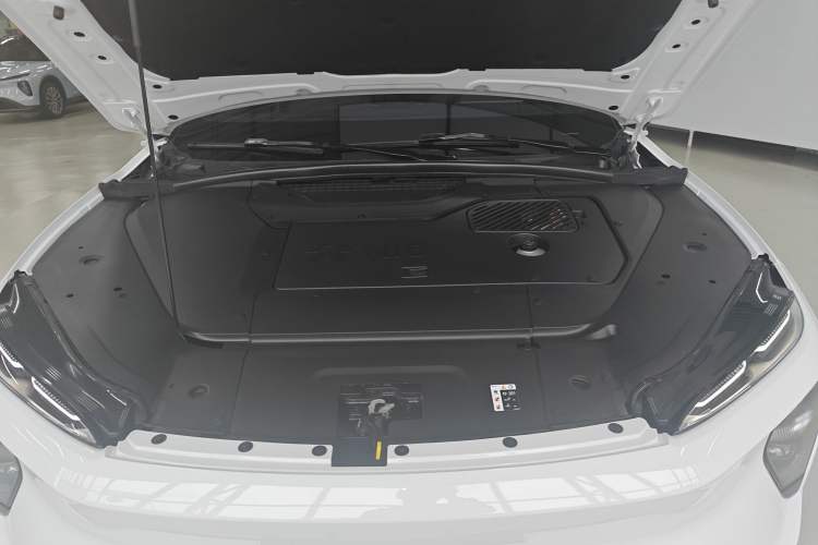 Used Nio ES7 2022 75 kWh Engine Bay