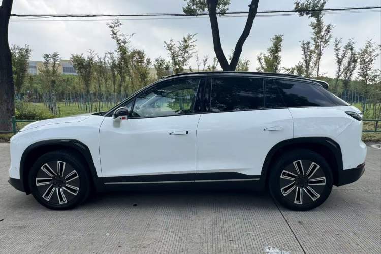 Used Nio ES7 2022 100 kWh Exterior 1
