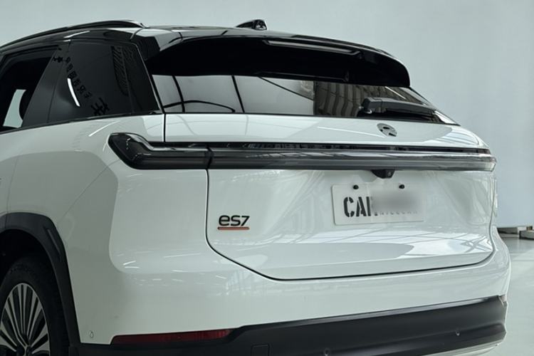 Used Nio ES7 2022 75 kWh Exterior 2
