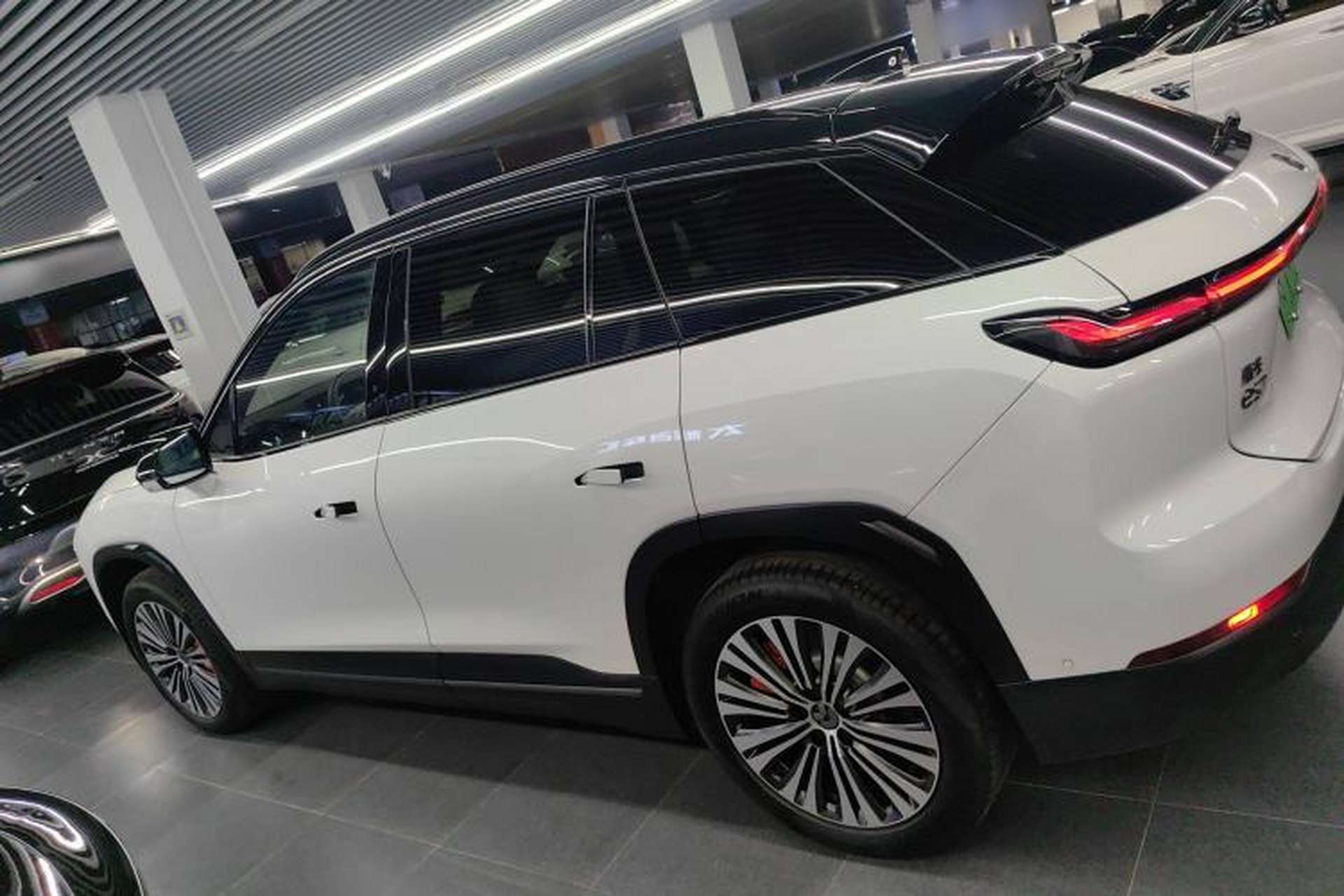 Used Nio ES7 2022 100 kWh Exterior 3