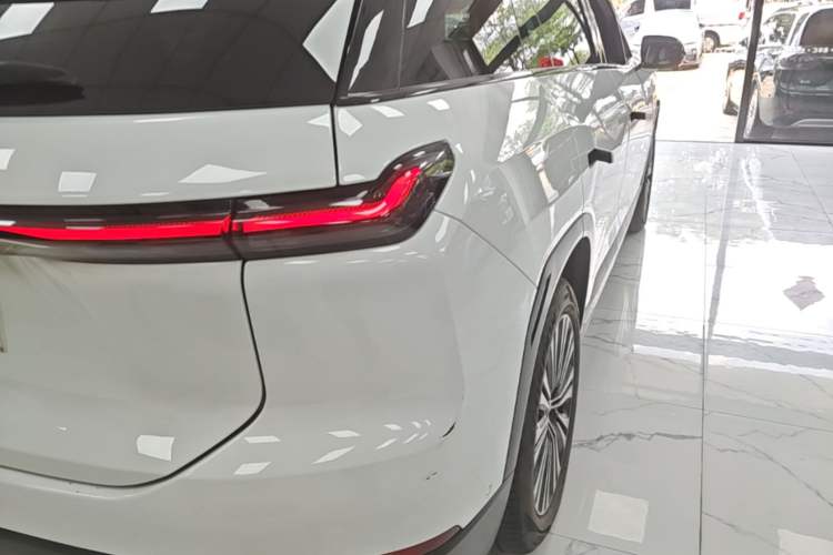 Used Nio ES7 2022 75 kWh Exterior 3