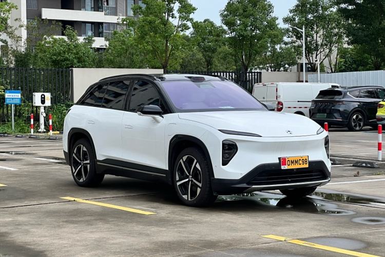 Used Nio ES7 2022 75 kWh Exterior 4