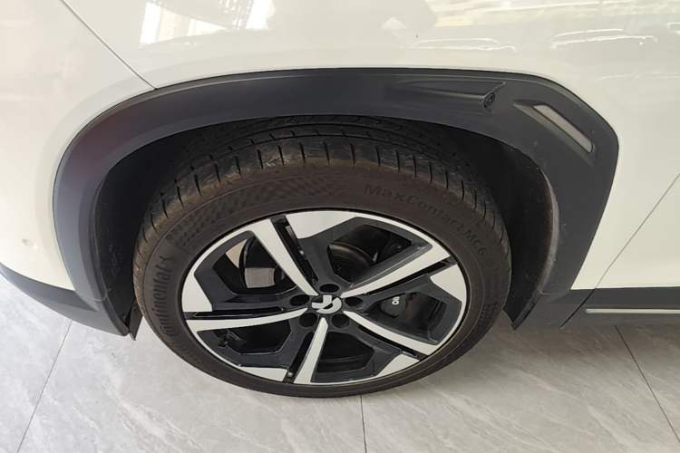 Used Nio ES7 2022 100 kWh Exterior 4