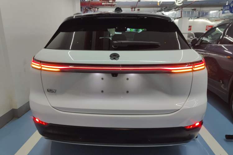 Used Nio ES7 2022 75 kWh Exterior 4