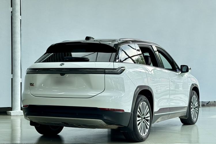Used Nio ES7 2022 75 kWh Exterior 8