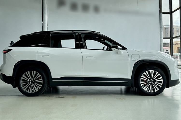 Used Nio ES7 2022 75 kWh Exterior 9