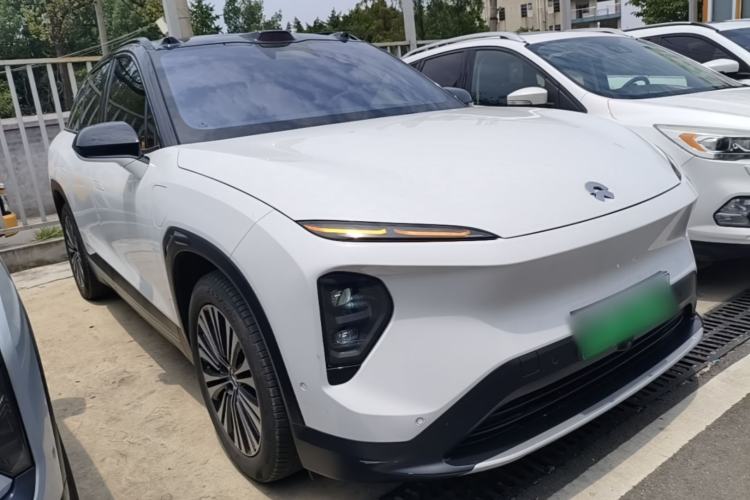 Used Nio ES7 2022 75 kWh Front Right 45 Deg