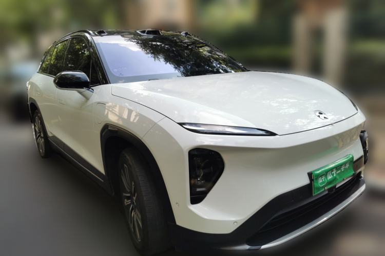 Used Nio ES7 2022 75 kWh Front Right 45 Deg