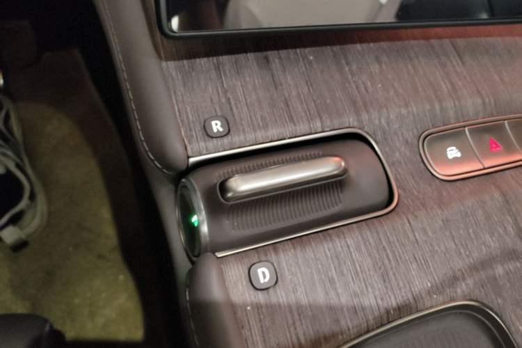 Used Nio ES7 2022 100kWh First Edition Gear Lever