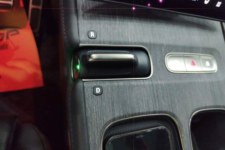 Used Nio ES7 2022 75 kWh Gear Lever
