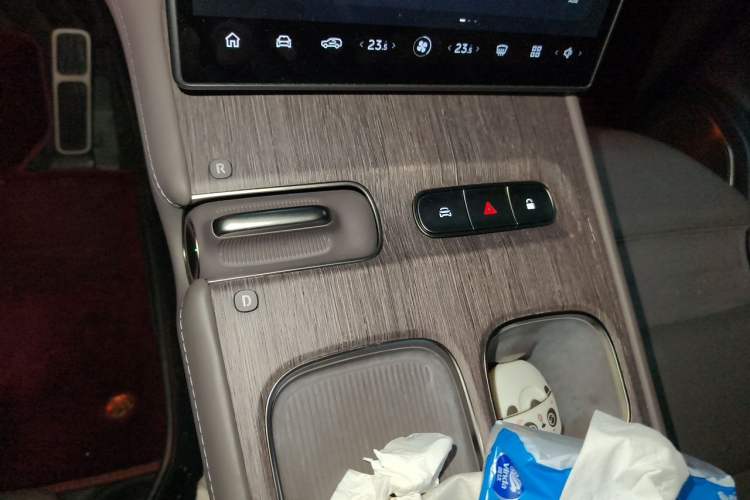 Used Nio ES7 2022 100kWh First Edition Gear Lever
