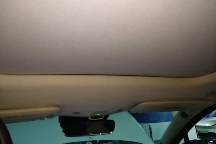 Used Nio ES7 2022 75 kWh Headliner