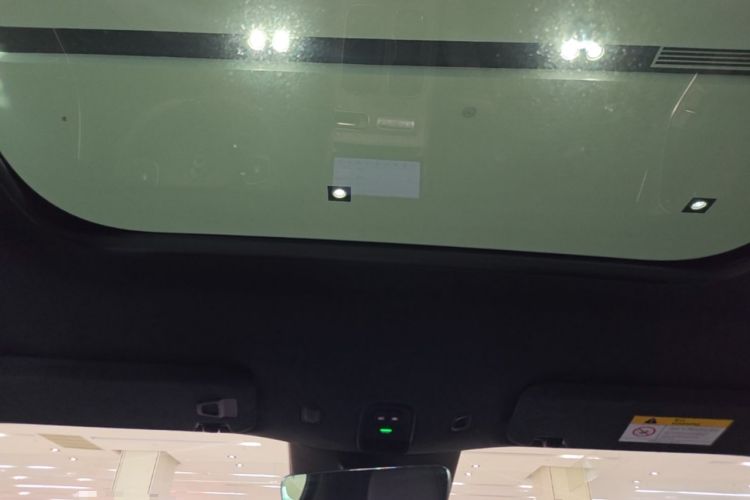 Used Nio ES7 2022 100 kWh Headliner