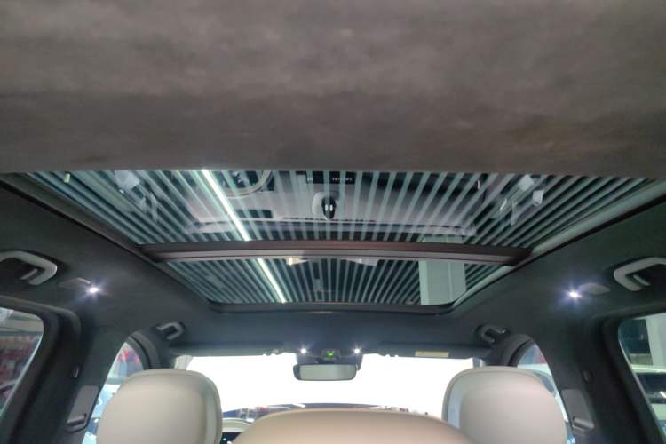 Used Nio ES7 2022 100 kWh Headliner