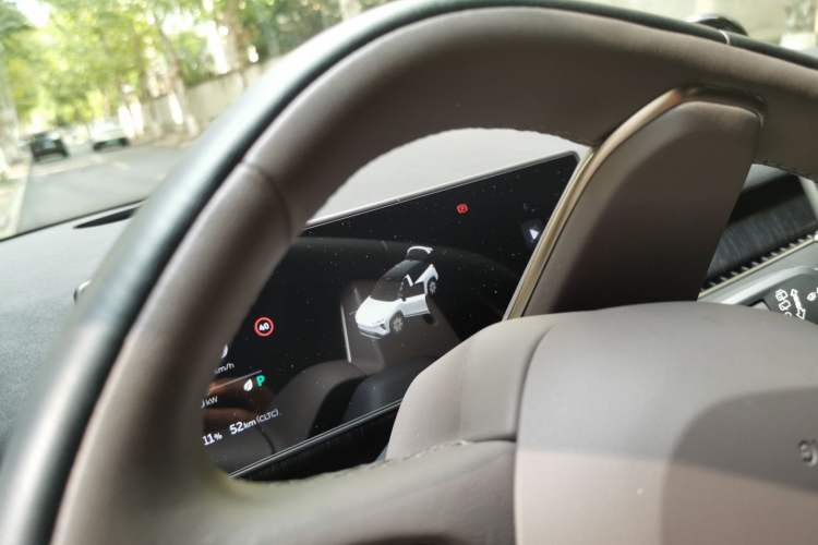 Used Nio ES7 2022 75 kWh Instrument Cluster