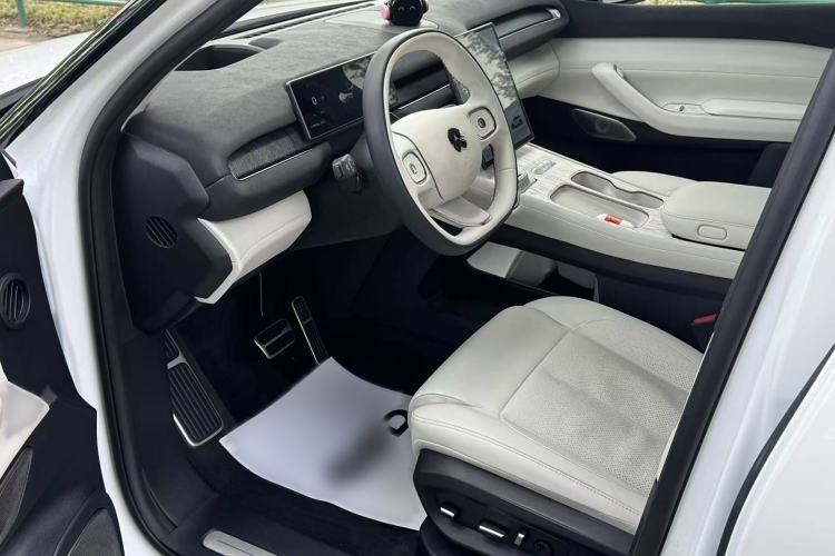 Used Nio ES7 2022 100 kWh Interior 13