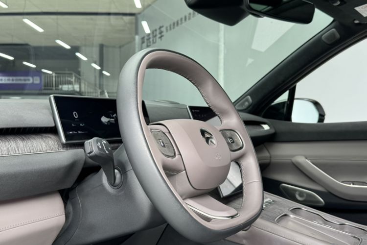 Used Nio ES7 2022 75 kWh Interior 15