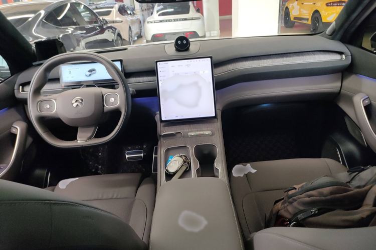 Used Nio ES7 2022 75 kWh Interior 2