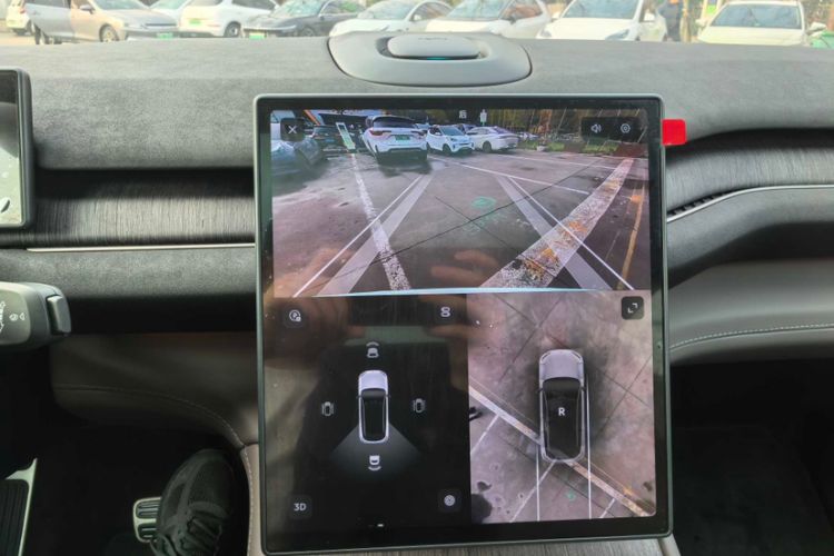 Used Nio ES7 2022 75 kWh Interior 4