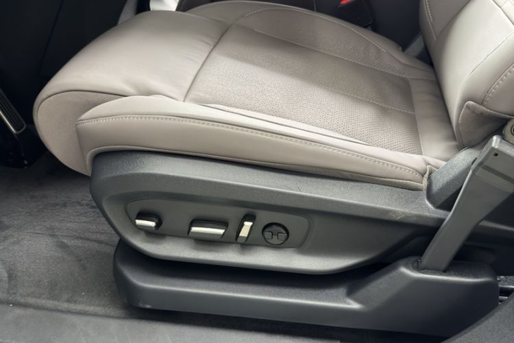 Used Nio ES7 2022 75 kWh Interior 4