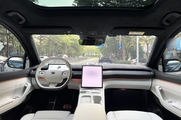 Used Nio ES7 2022 75 kWh Interior 5