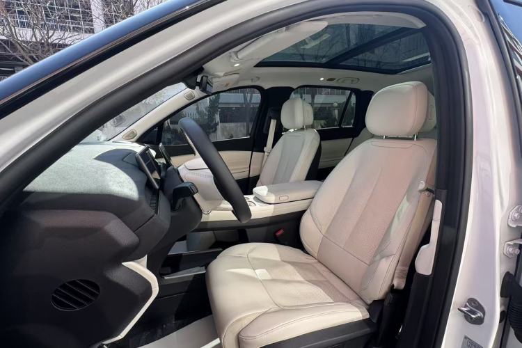 Used Nio ES7 2022 100 kWh Interior 6