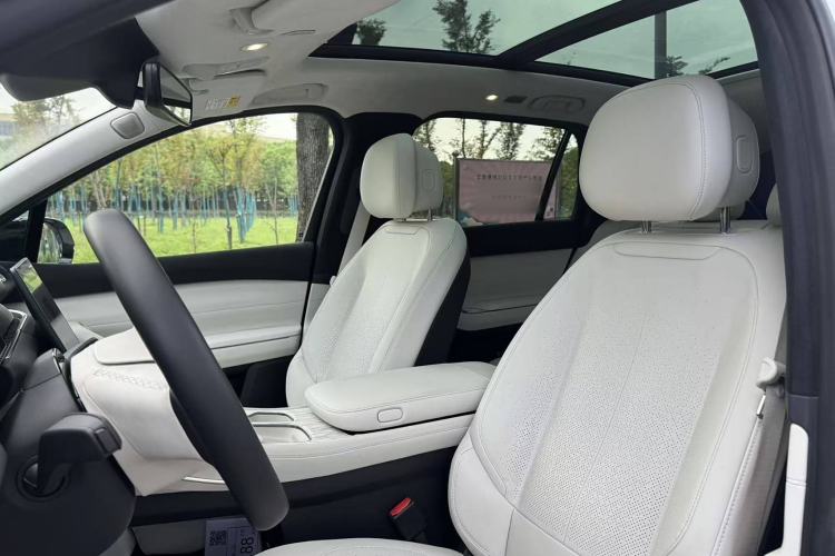 Used Nio ES7 2022 100 kWh Interior 7