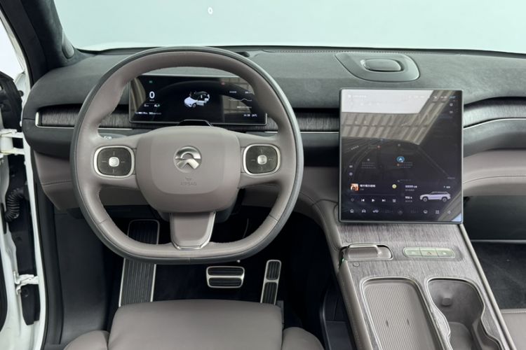 Used Nio ES7 2022 75 kWh Interior 7