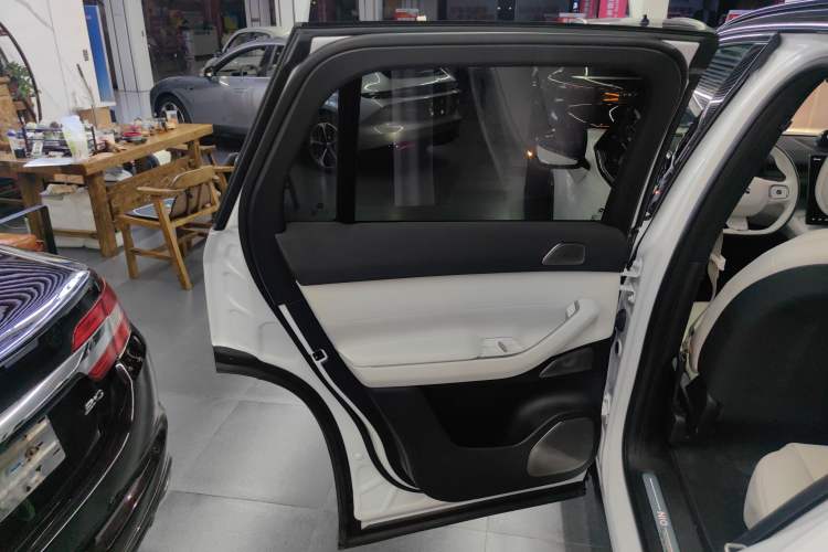 Used Nio ES7 2022 100 kWh Interior 8