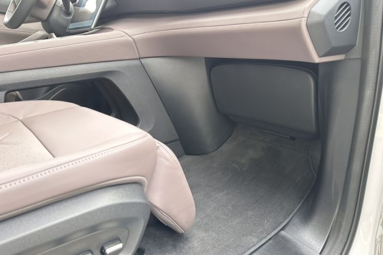 Used Nio ES7 2022 100kWh First Edition Interior 8