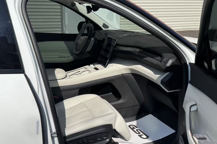 Used Nio ES7 2022 100 kWh Interior 9