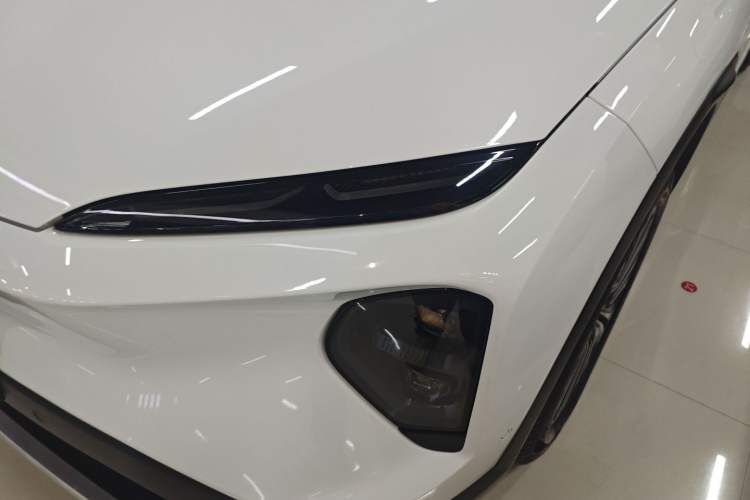 Used Nio ES7 2022 75 kWh Left Front Headlight
