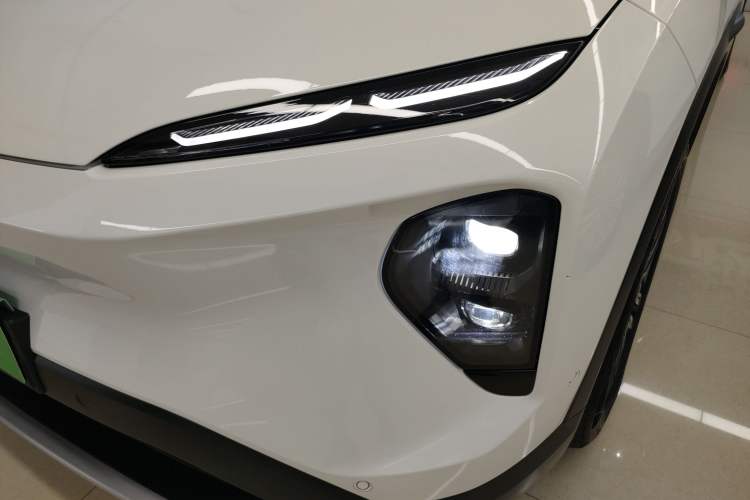 Used Nio ES7 2022 75 kWh Left Front Headlight