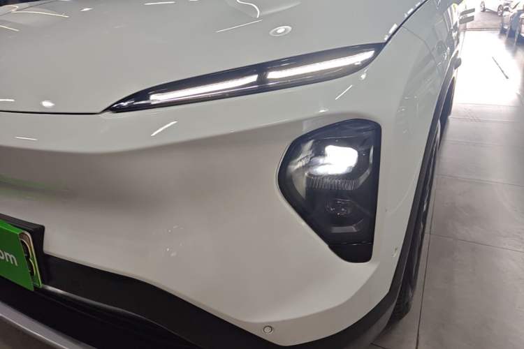 Used Nio ES7 2022 75 kWh Left Front Headlight