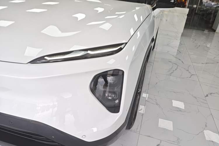 Used Nio ES7 2022 75 kWh Left Front Headlight