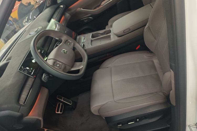 Used Nio ES7 2022 75 kWh Left Front Seat