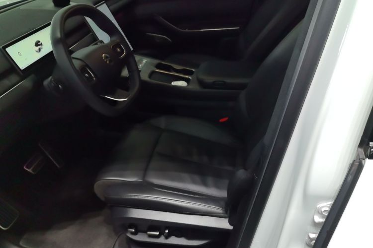 Used Nio ES7 2022 75 kWh Left Front Seat