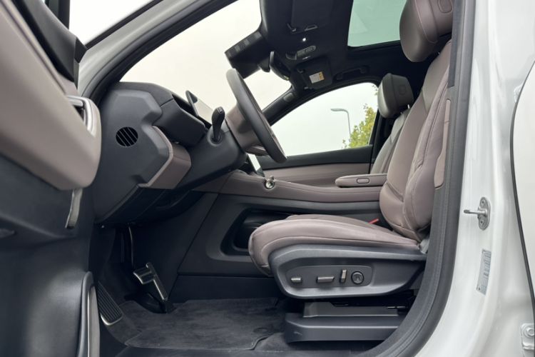 Used Nio ES7 2022 100kWh First Edition Left Front Seat