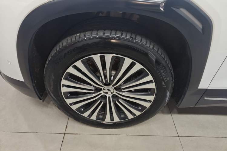 Used Nio ES7 2022 75 kWh Left Front Wheel Hub