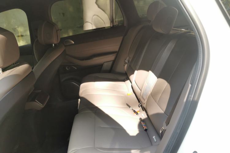 Used Nio ES7 2022 75 kWh Left Rear Seat