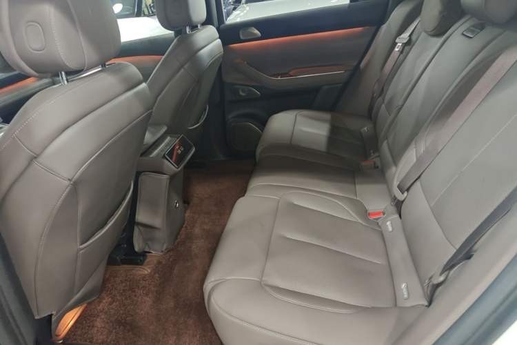 Used Nio ES7 2022 75 kWh Left Rear Seat