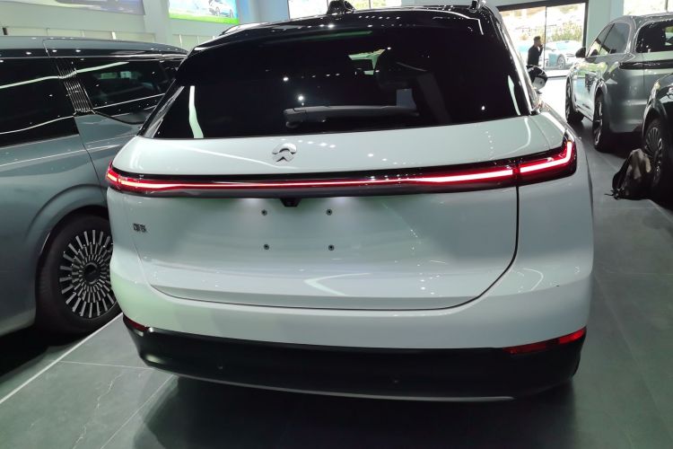 Used Nio ES7 2022 75 kWh Rear
