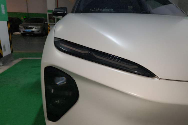 Used Nio ES7 2022 100kWh First Edition Right Front Headlight