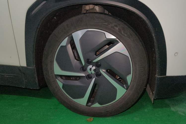 Used Nio ES7 2022 100kWh First Edition Right Front Wheel Hub