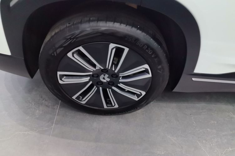Used Nio ES7 2022 75 kWh Right Rear Wheel Hub