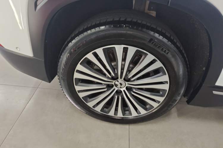 Used Nio ES7 2022 75 kWh Right Rear Wheel Hub