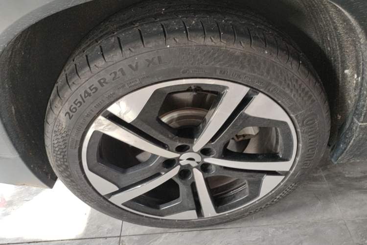 Used Nio ES7 2022 100kWh First Edition Right Rear Wheel Hub
