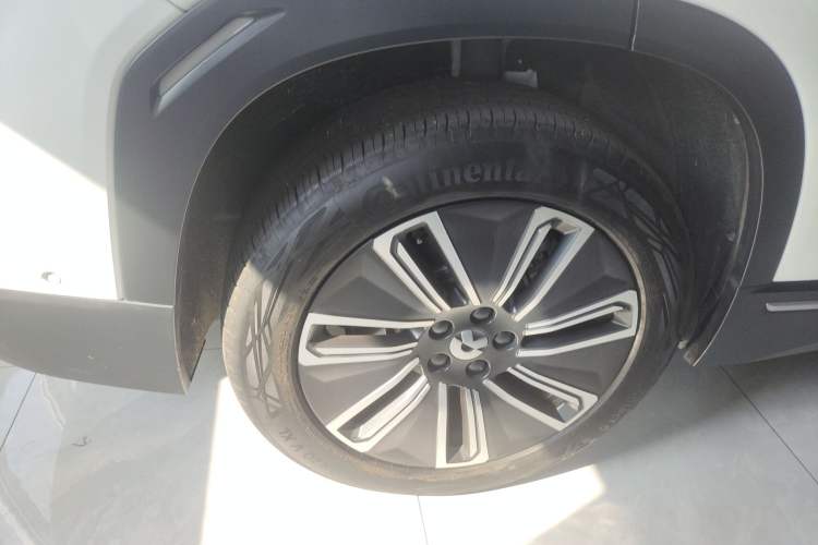 Used Nio ES7 2022 75 kWh Right Rear Wheel Hub
