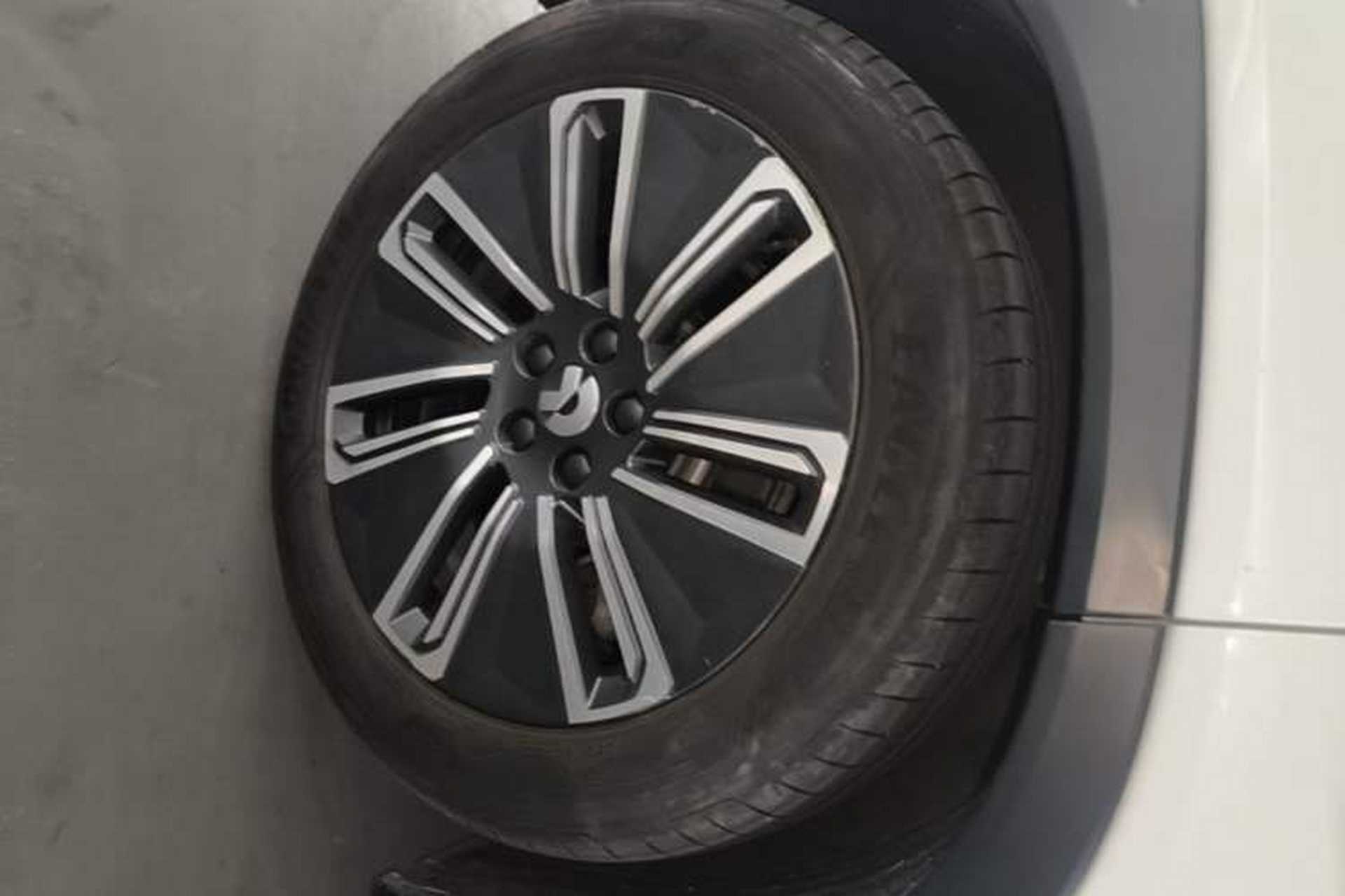 Used Nio ES7 2022 75 kWh Right Rear Wheel Hub